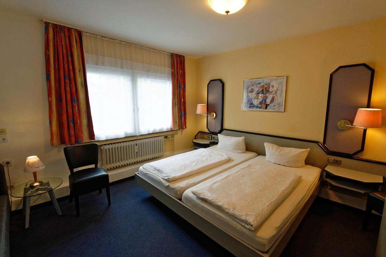Hotel Wiedenhof Hilden Exteriör bild
